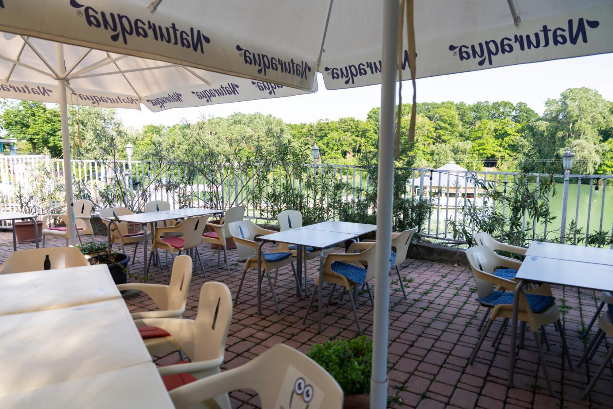 Bagoly Fogado Hotel Gyomro Exterior photo